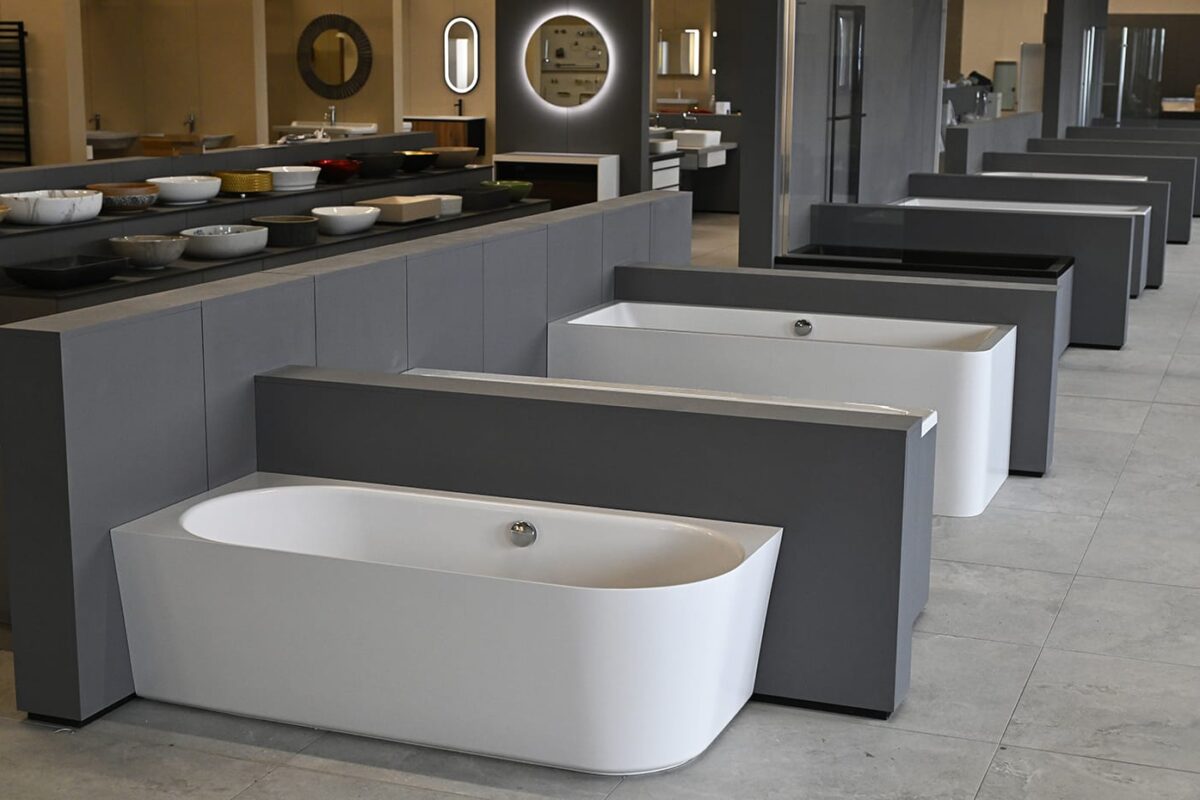 Sapho / Velkorysý showroom pro profesionály ukazuje nové trendy v koupelnovém designu