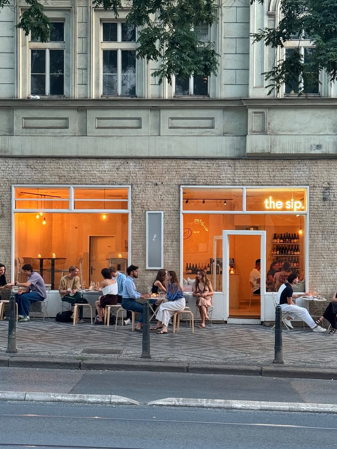 The Sip. / Francouzská 147/20, Praha