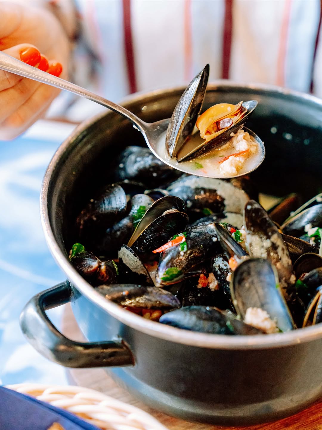 Bruxx, Náměstí Míru 9, 120 00 Praha 2 – Vinohrady, Česká republika